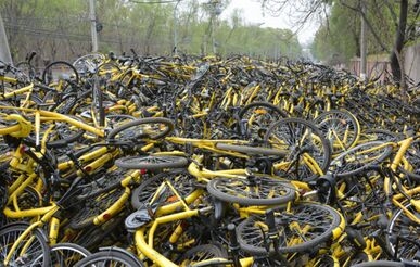 损坏共享单车堆积如山 20位师傅修不过来